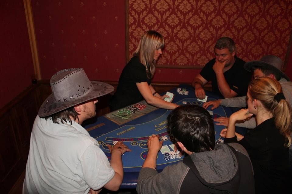 Kostky v mobilním casinu SenzaCasino